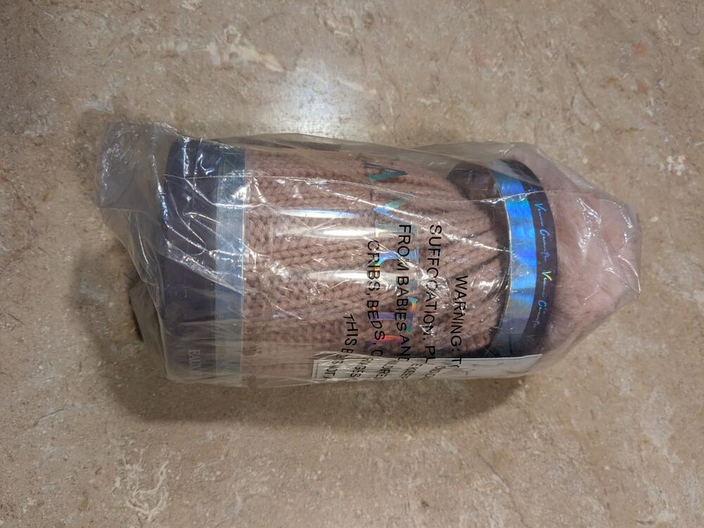Vince Camuto blush beanie
